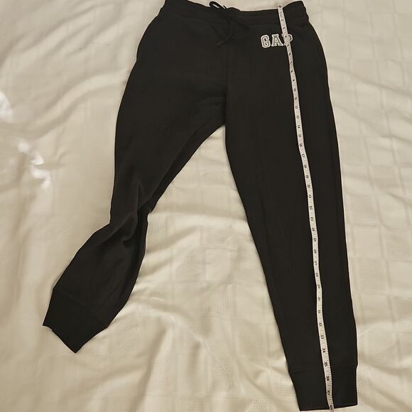 GAP Black Jogger Pants - Picture 10 of 16
